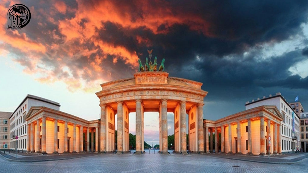 دروازه براندنبورگ (Brandenburg Gate)